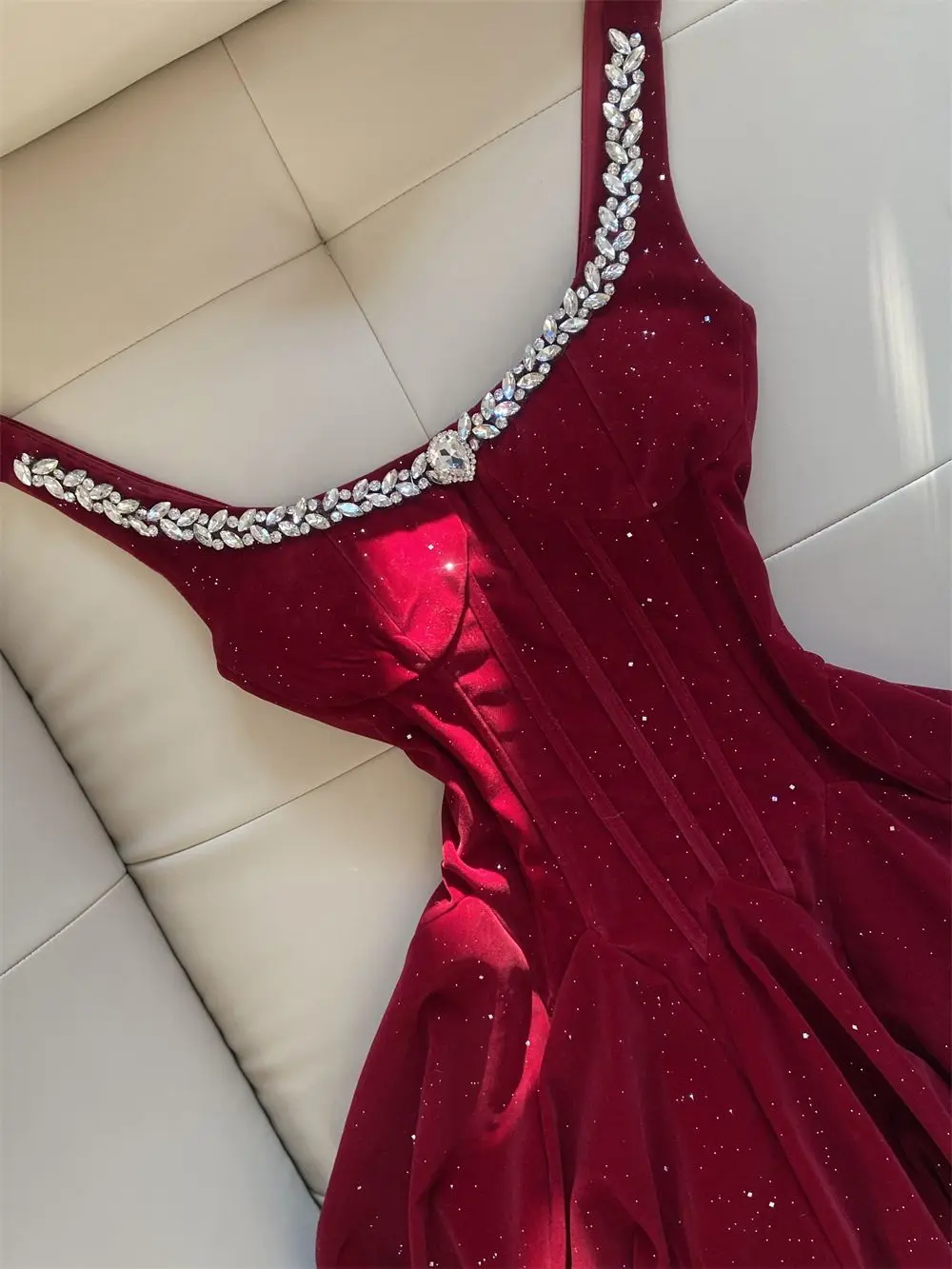 Elegancka francuska sukienka z aksamitu z odkrytymi ramionami, kokardą, dopasowana, vintage, w kształcie litery A, mini, damska, Y2K, na wieczorne przyjęcie, wyszczuplająca, lolita, formalna.