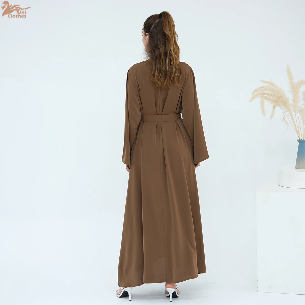 Abaya 2025 Abbigliamento islamico Modesto Nida Chiuso Abaya Donna Abito musulmano Abito lungo a maniche lunghe Abiti da donna con cintura