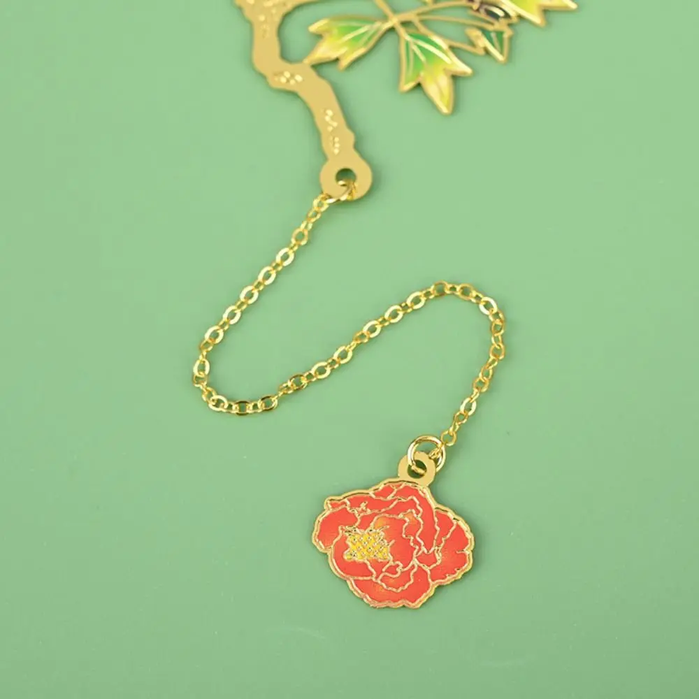 Creative Metal Flower Bookmark Peony Flower Tassels Metal Bookmark Hollowing Out Pendant Flower Hollow Bookmark Book Holder