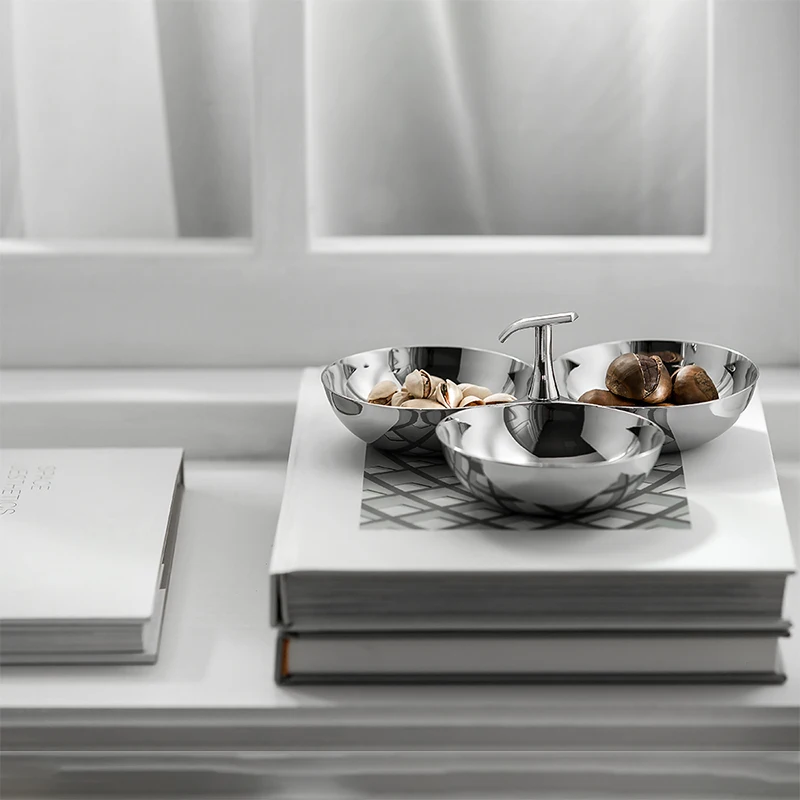 

Stainless Steel Snack Tray Creative Fruit Serving Platter for Coffee Table Dry Fruit Nut Bowl Luxury Candy Dish for Living Room