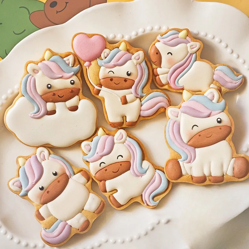 DIY Cute Unicorn Horse Cookie Cutter and Fondant Embosser Baby Birthday Rainbow Unicorn Cake Decor Tools Baking Supplies Gifts