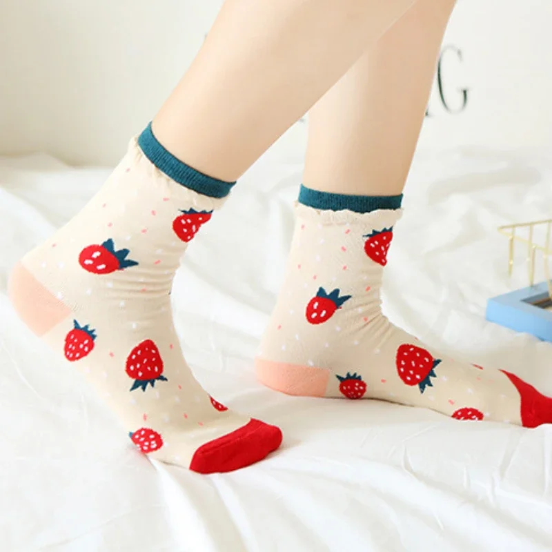 

Female Socks Japanese New Product Cartoon Fruit Strawberry Orange Women's Cotton Mid Tube Socks Bubble Mouth Korean Socks