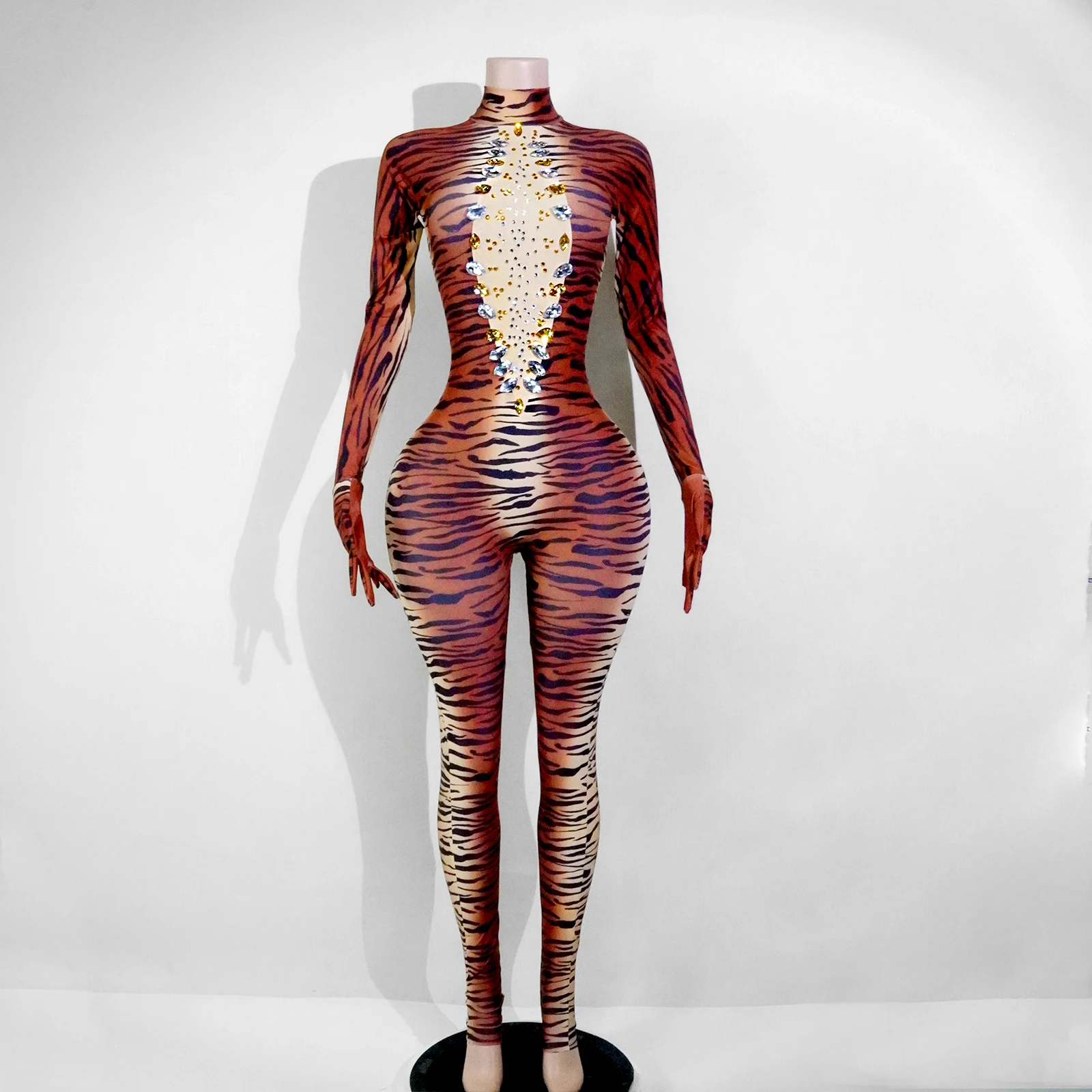 จั๊มสูทรัดรูปคอสูงลายเสือแขนยาวประดับเพชรสำหรับการแสดงบนเวที งานปาร์ตี้ งานวันเกิด งานคาร์นิวัล ชุดแดร็กควีนสุดเซ็กซี่