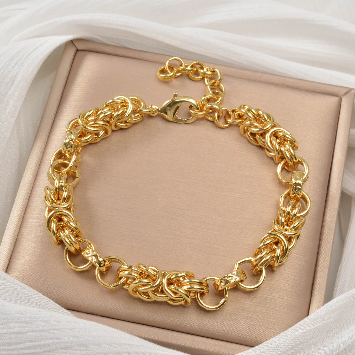 Chunky Twisted Link Bracelet For Men Women Copper Cuban Interwoven Chain Bracelet Statement Jewelry For Party Daily Unisex Gift