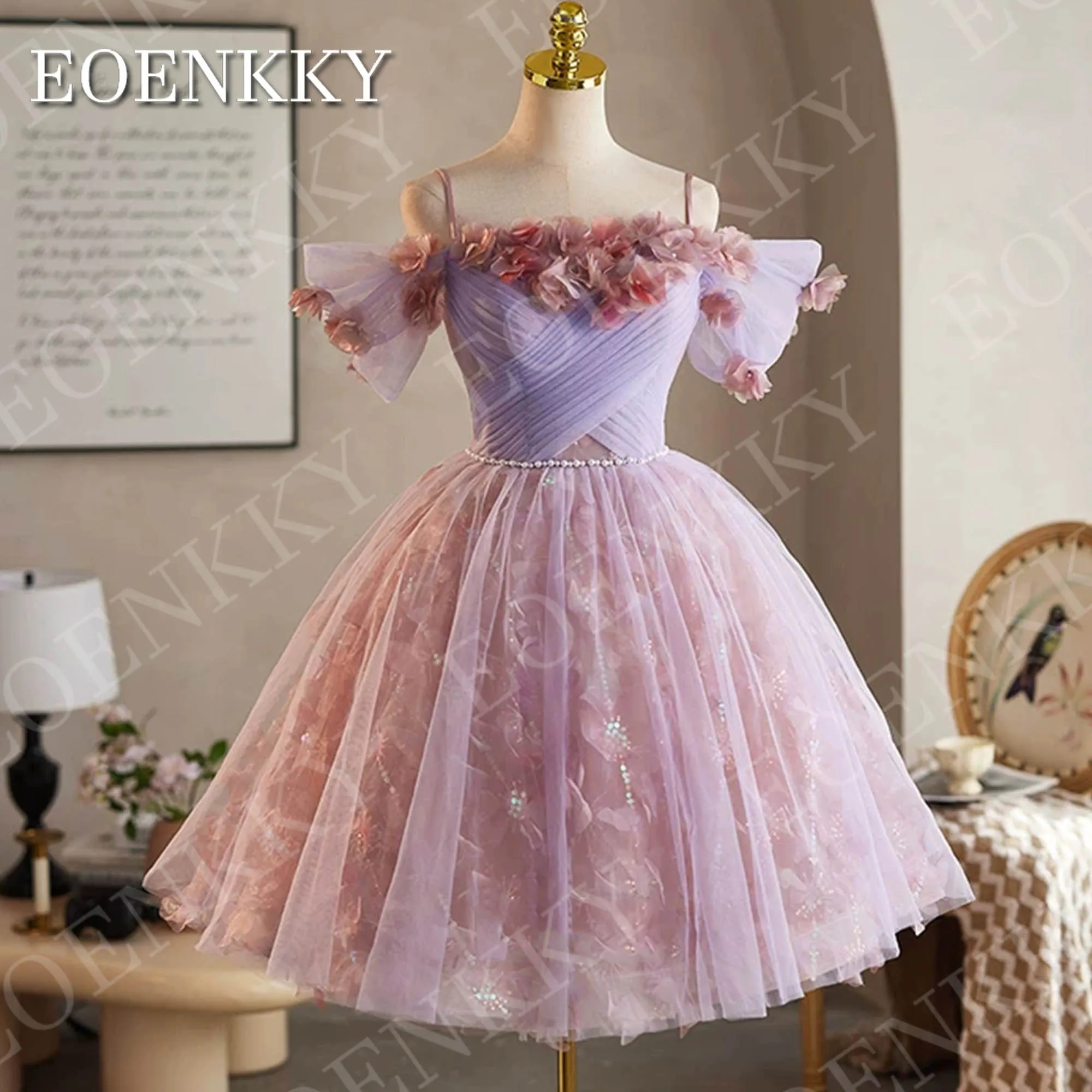 EOENKKY Vestido corto de fiesta de regreso a casa Una línea de flores 3D con hombros descubiertos Mini vestidos de cumpleaños con purpurina Vestidos de cumpleaños personalizados Vestido corto de baile de regreso a casa