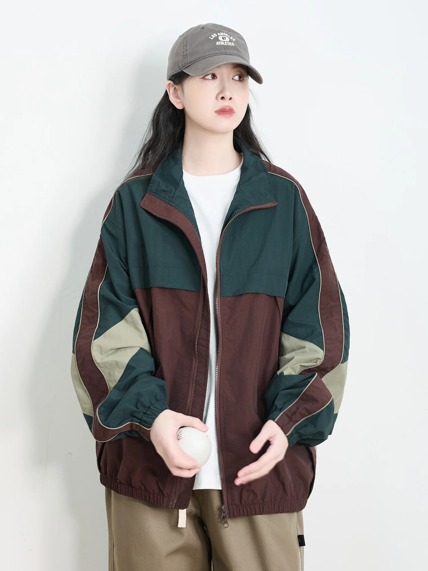 

Весенне-осенняя свободная куртка с цветными вставками и воротником-стойкой, женская уличная рабочая одежда, водонепроницаемая спортивная модная нейлоновая куртка