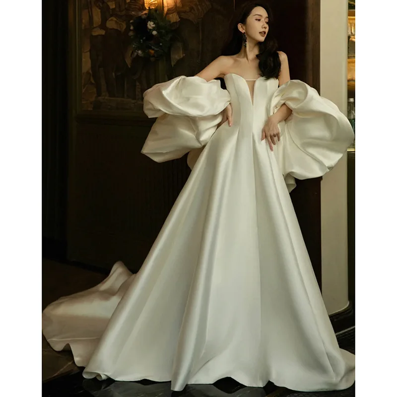 Luxury important occasion banquet evening dress women 2025 new catwalk bubble sleeve trailing dress women's birthday party dress