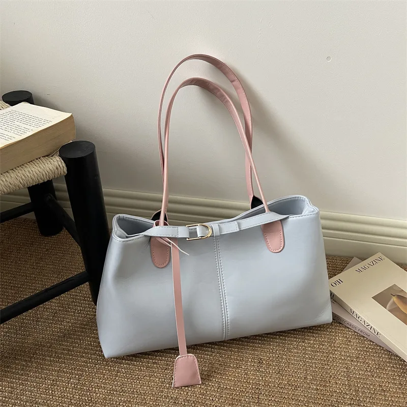 

Модная универсальная сумка-тоут для женщин, кожаная повседневная сумка через плечо, вместительная, простая, для поездок на работу, черная сумка-клатч.