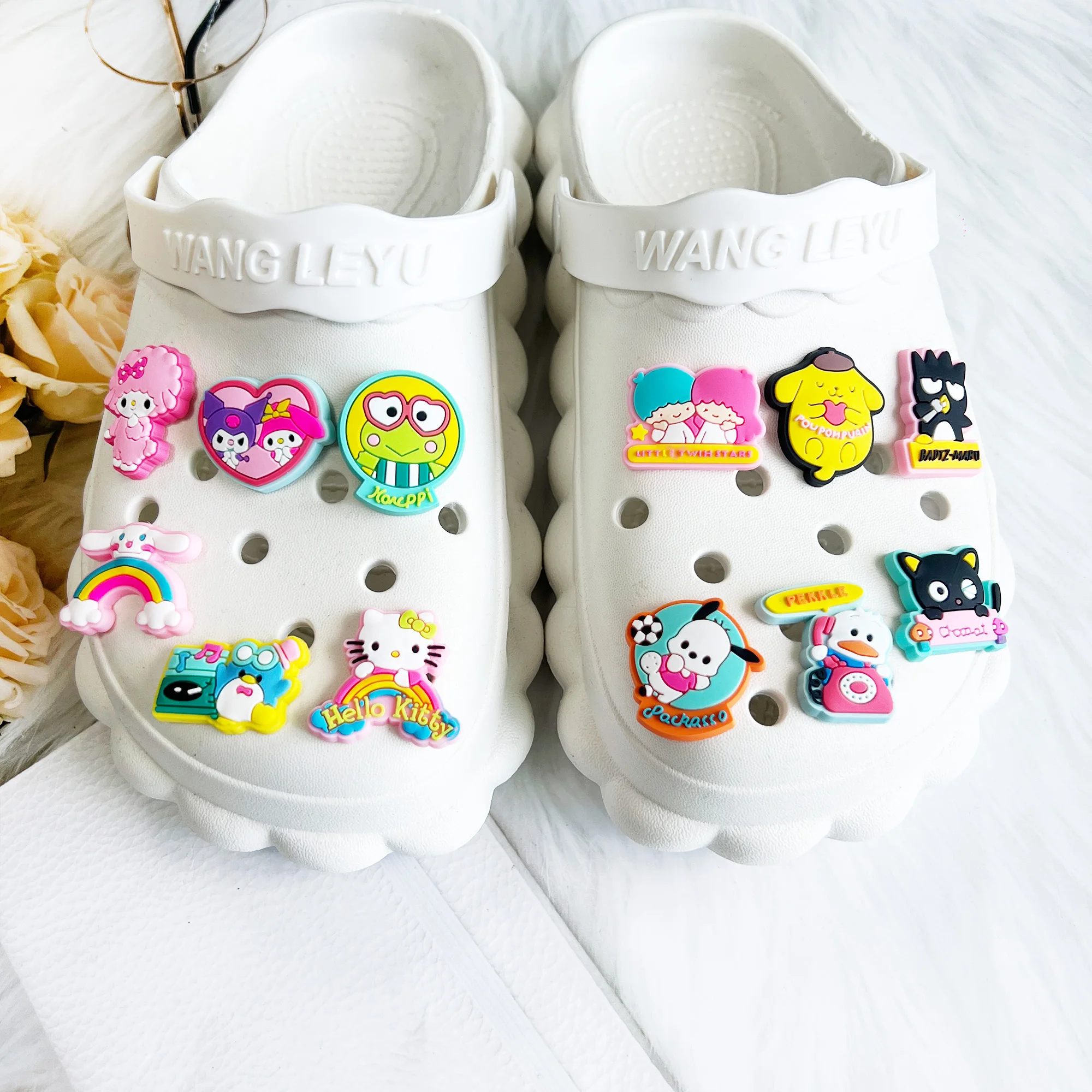 Single sale 1pcs Cute Sanrio PVC Shoe Charms Accessories Decoration Buckles Classic Clog Fit Bands Bracelets image 2