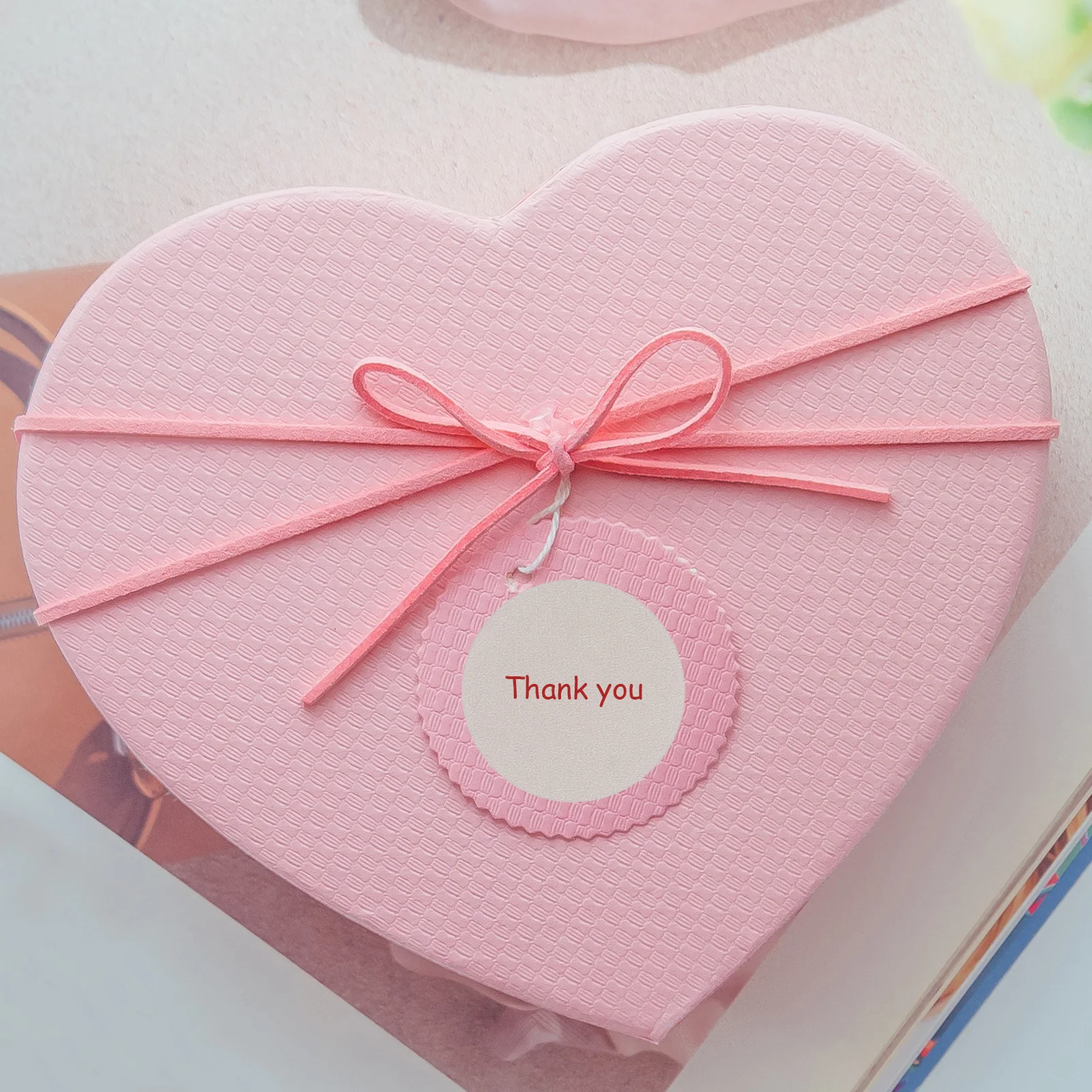 

1 рулон, круглые клейкие этикетки в горошек, липкие круглые наклейки для офиса, склада, школы, водонепроницаемые, маленькие, круглые