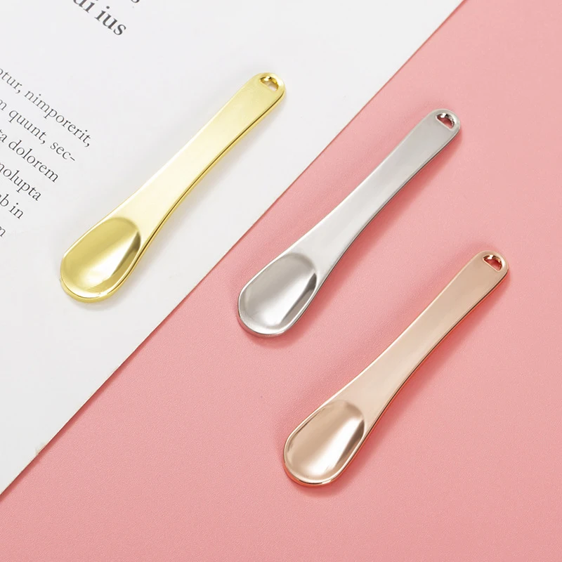 1pcs Metal Beauty Spoon Mini Cosmetic Spatula Curved Scoop Gold Silver Makeup Mask Cream Spoon Eye Cream Stick Beauty Scoop