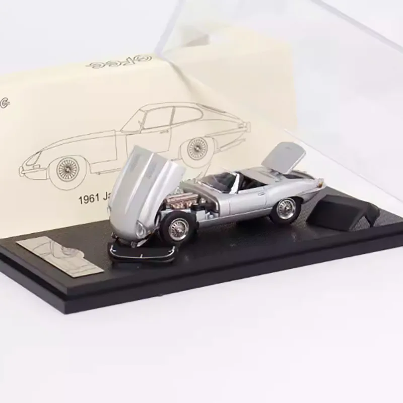 GFCC 1:64 Scale 1961 Jaguar E-Type Open Car Alloy Simulation Car