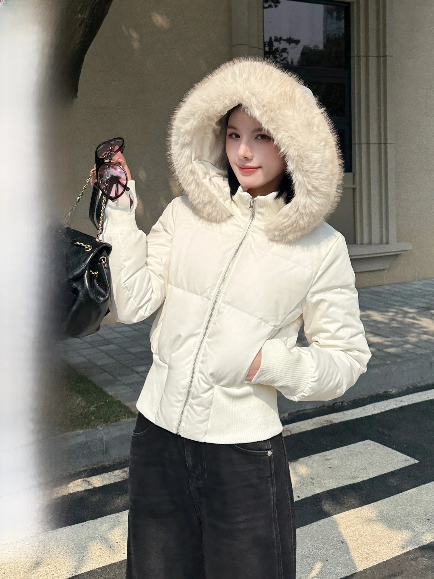 

Теплая женская пуховая куртка с отстегивающимся меховым воротником и капюшоном, в корейском стиле, простой дизайн, зимняя верхняя одежда
