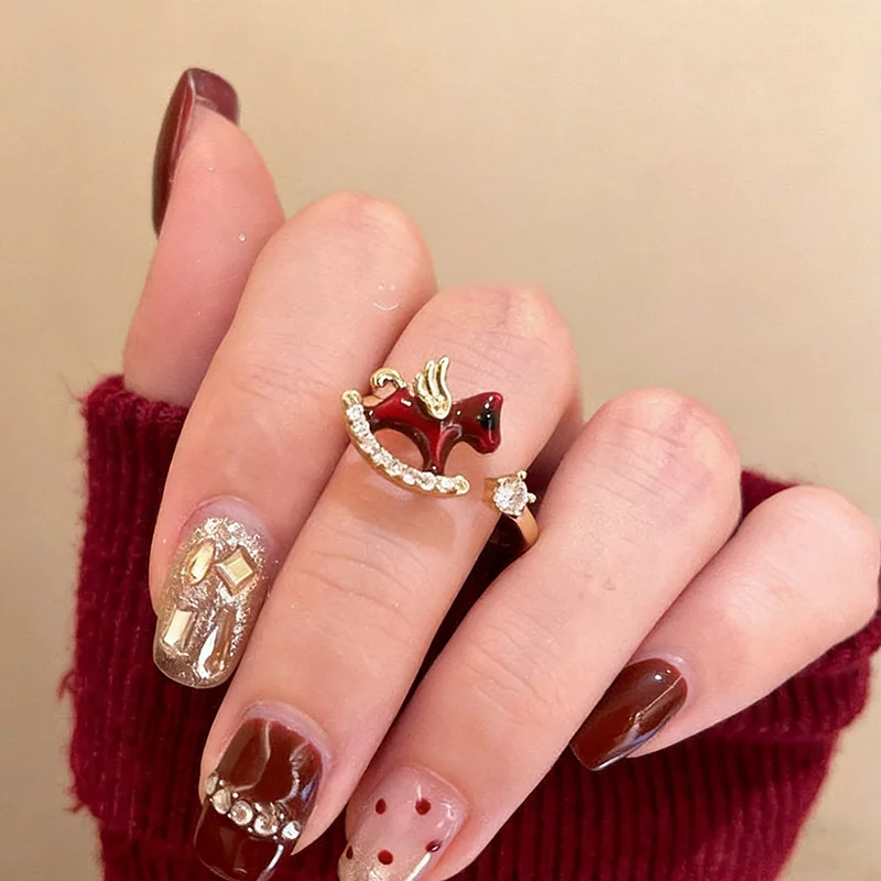 Korea New Fashion Red Gold Plated Samll Horse Ring Opening Adjustable Ring for Women Charm Jewelry Accessory Daily Wear