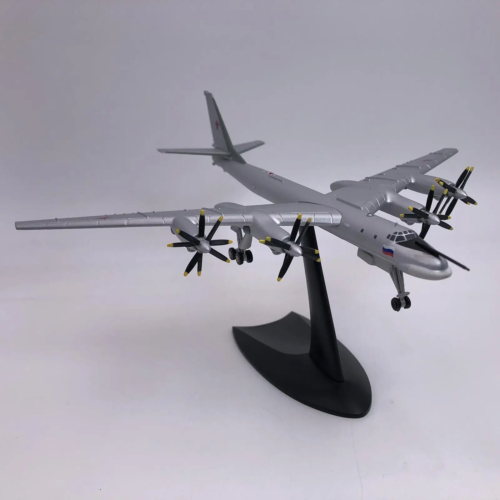 Plane Model Diecast Metal Amer 1:200 Russian TU 95MS Simulation for Collection Commemorate Kid Collectible Display Birthday Gift