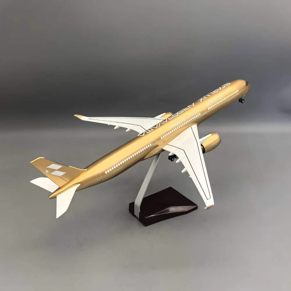 1/157 Scale Plane Model Starlux Airlines A350-1000 Aircraft Resin With Light & Landing Gears Collectible For Aviation Enthusiast