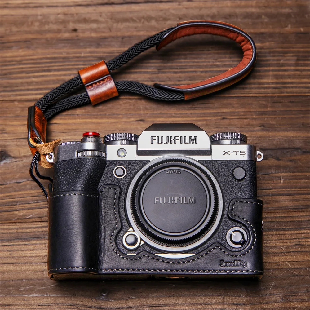 SmallRig-Media funda con correa para la muñeca para FUJIFILM, funda protectora Retro de cuero PU para cámara, para X-T5, 3927