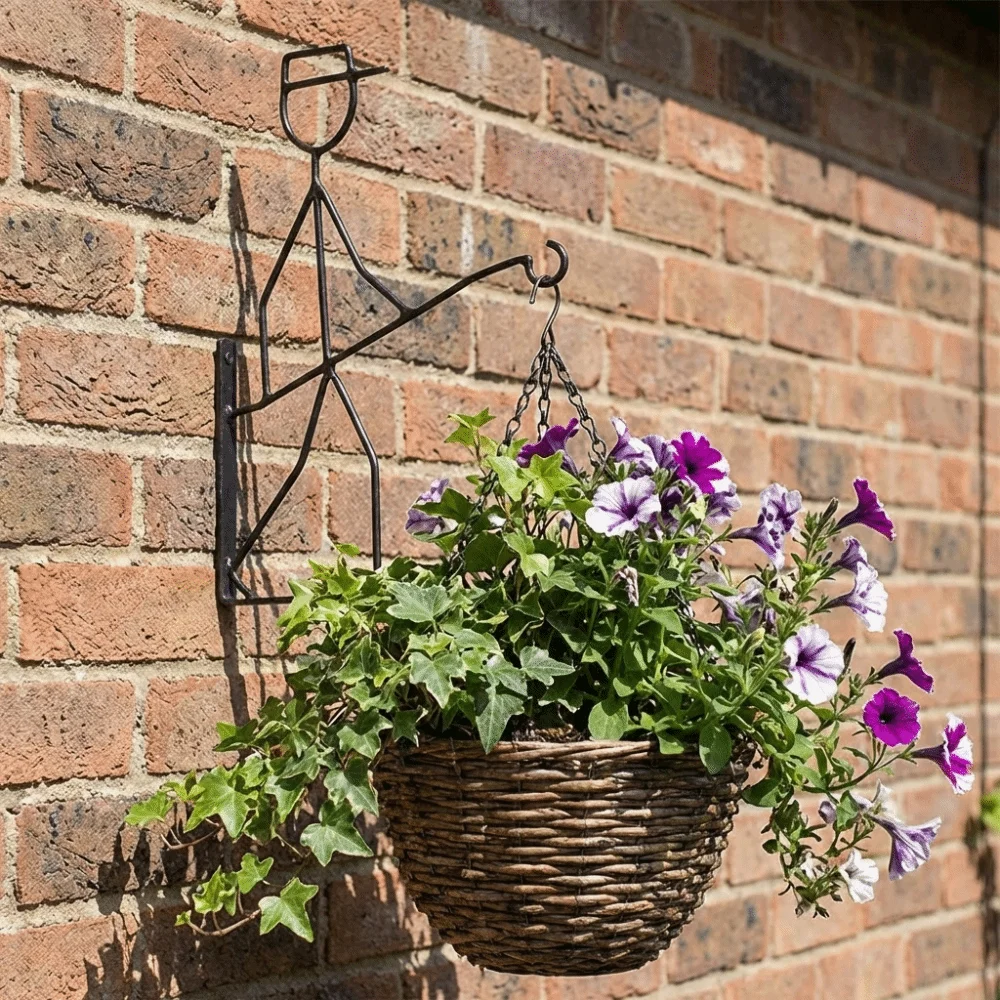 Abstract Shape Wrought Iron Flower Rack Rust-Resistant Decorative Hanging Basket Brackets Clean Lines Hanging Planter Holder
