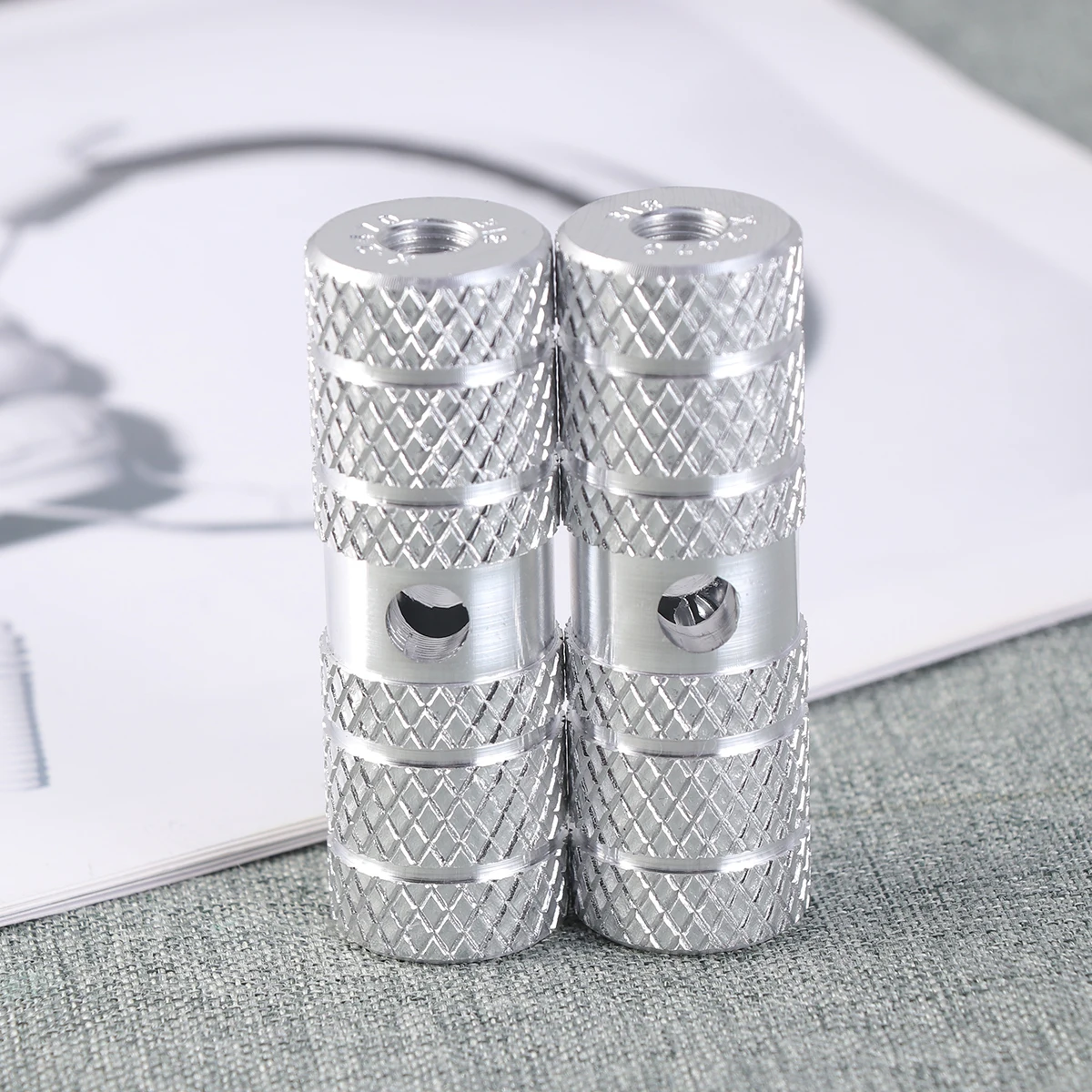 

Aluminum Alloy Bicycle Pegs 9.5Mm 10Mm Quick Release Footpeg For Mountain Bike Silver Easy Install Peg Bike