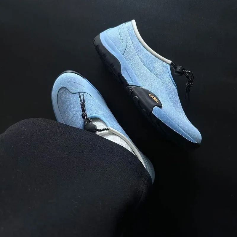New Women's Casual Sports Shoes, Fashionable and Trendy Outdoor Commuting Hiking Shoes, Fast Lace Up Flat Bottom Barefoot Shoes