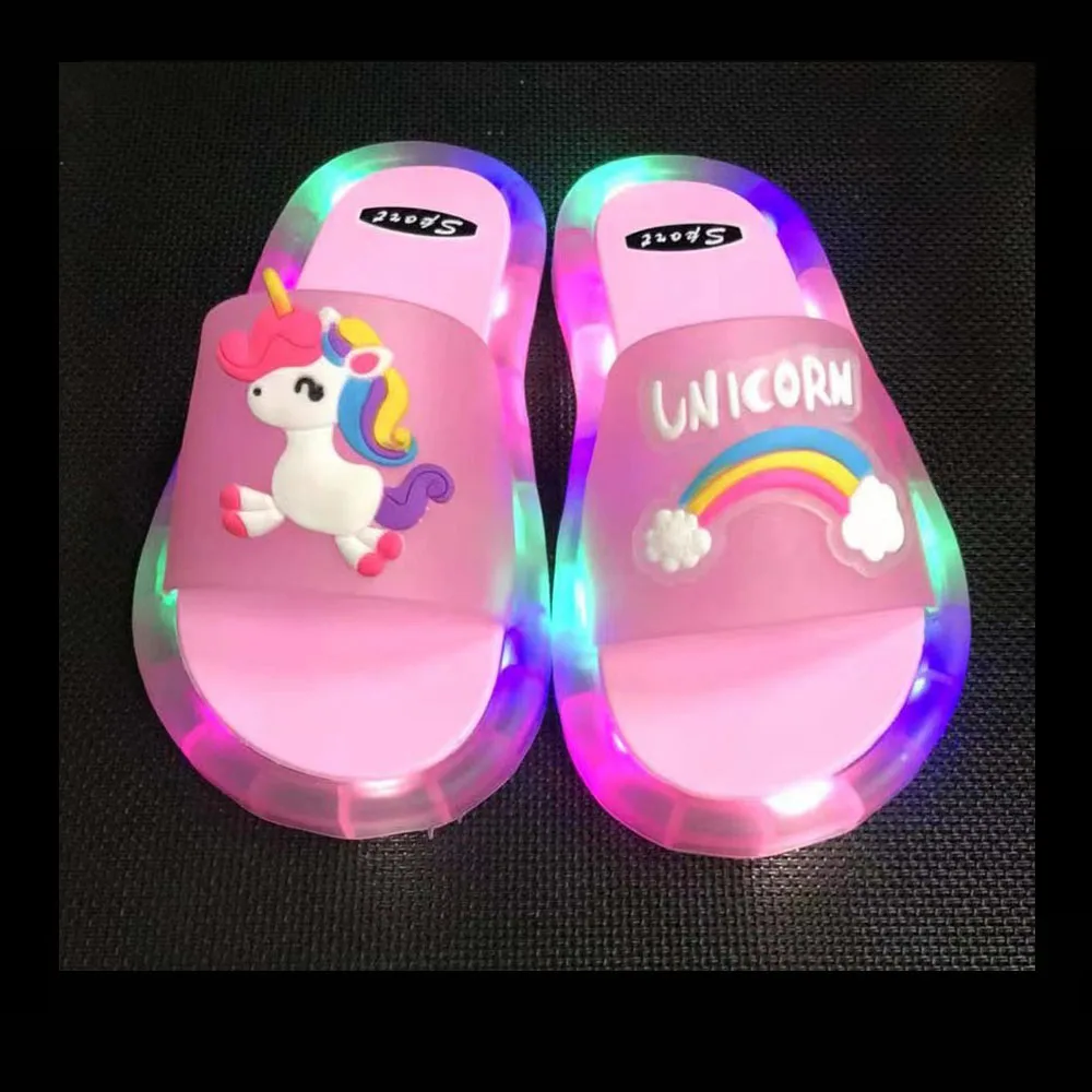 Fashionable men's and women's big eyed crocodile print with LED lighting fashion shoes, swimming shoes, Christmas gifts