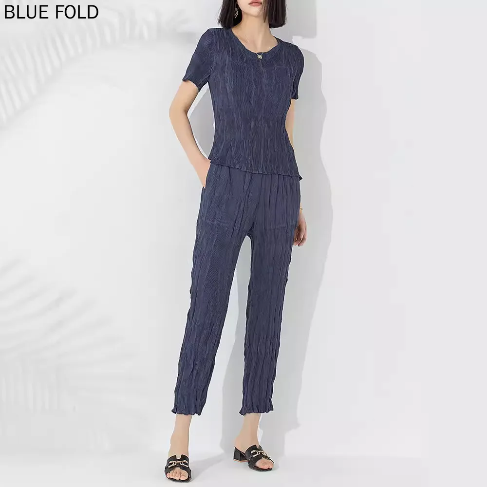 

MIYAKE-Leisure Suit for Women Round Neck Pullover Twisted Pleated Top High Waist Straight Leg Nine Point Pants New Style Summer