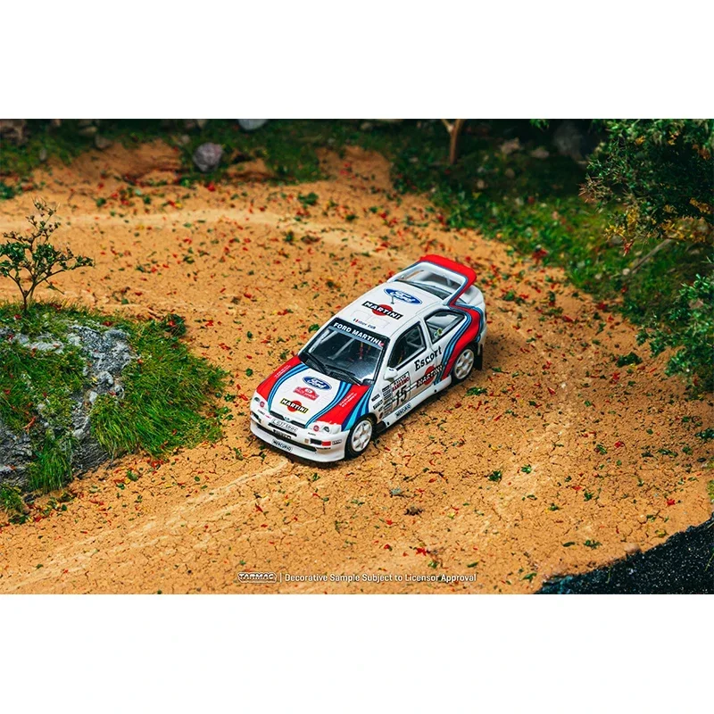 Prévente TW 1:64 Ford Escort RS Cosworth WRC Rallye Sanremo 1994 Malcolm Collection jouets moulé sous pression modèle de voiture Tarmac fonctionne