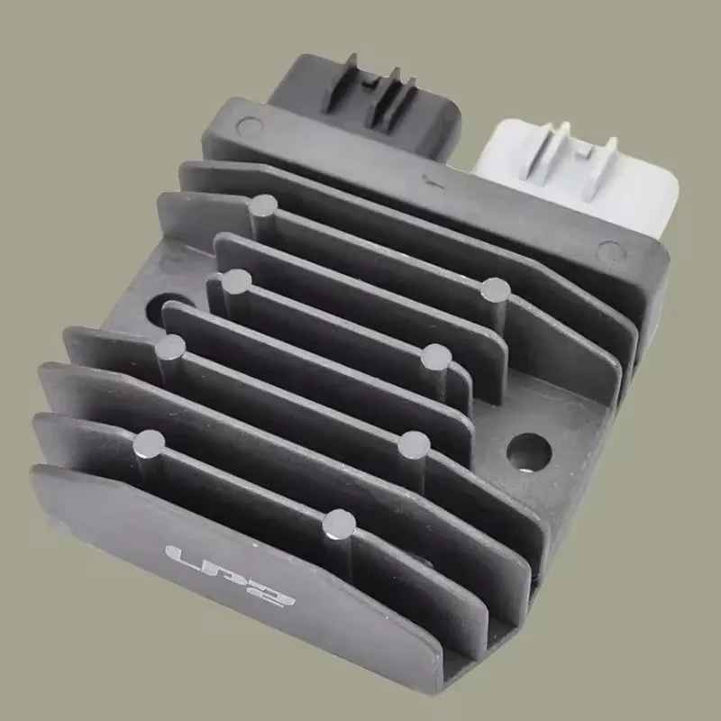 

Regulator Rectifier 1D7-81960-01-00 For Yamaha FZ1 FZ8 FZ09 FJ09 YZF R1 FJR1300 YZF R7 XSR700 YFM700 Grizzly 700 RX10 FX10 XV19