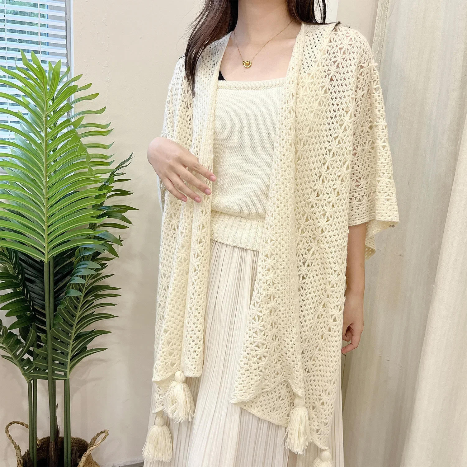 Poncho Cloak Ethnic Style Tourism Holiday Outwear Photography Knitted Tassel Split Shawl for Women Capes Lady Spring Coat  Beige