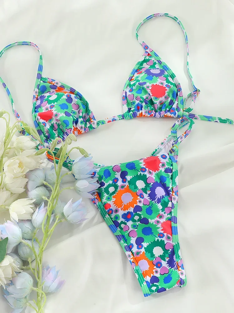 

2024 Bikini Thongs Summer Swimwear Triangle Bathing Suits Bandage Swimming Suits Women's Sexy Biquini Printed Beachwear