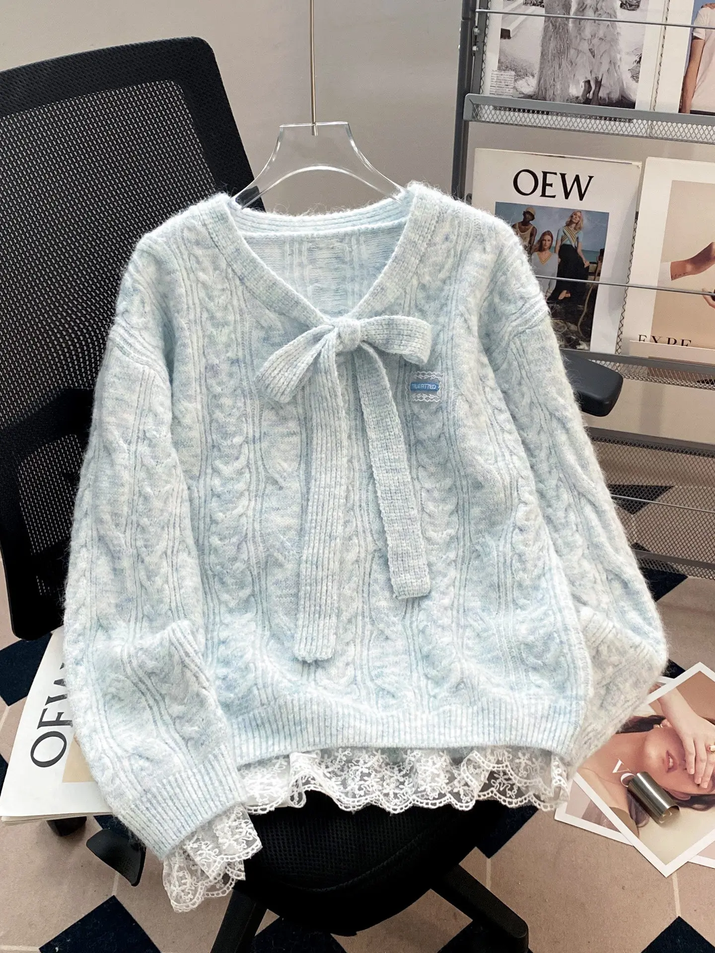 

2026 Lace Splicing Fake Two-piece Tie Bow Coat Sweater Women's Autumn Winter Pullovers Jacket New Sweet Knit Top Jumpers