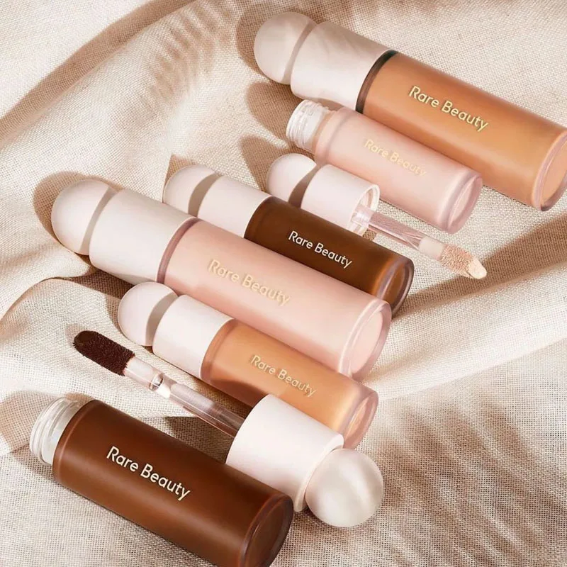 

Жидкая тональная основа Hot Rare Beauty Liquid Touch Weightless для маскировки темных кругов, веснушек, акне, пигментации и несовершенств, увлажняющая.