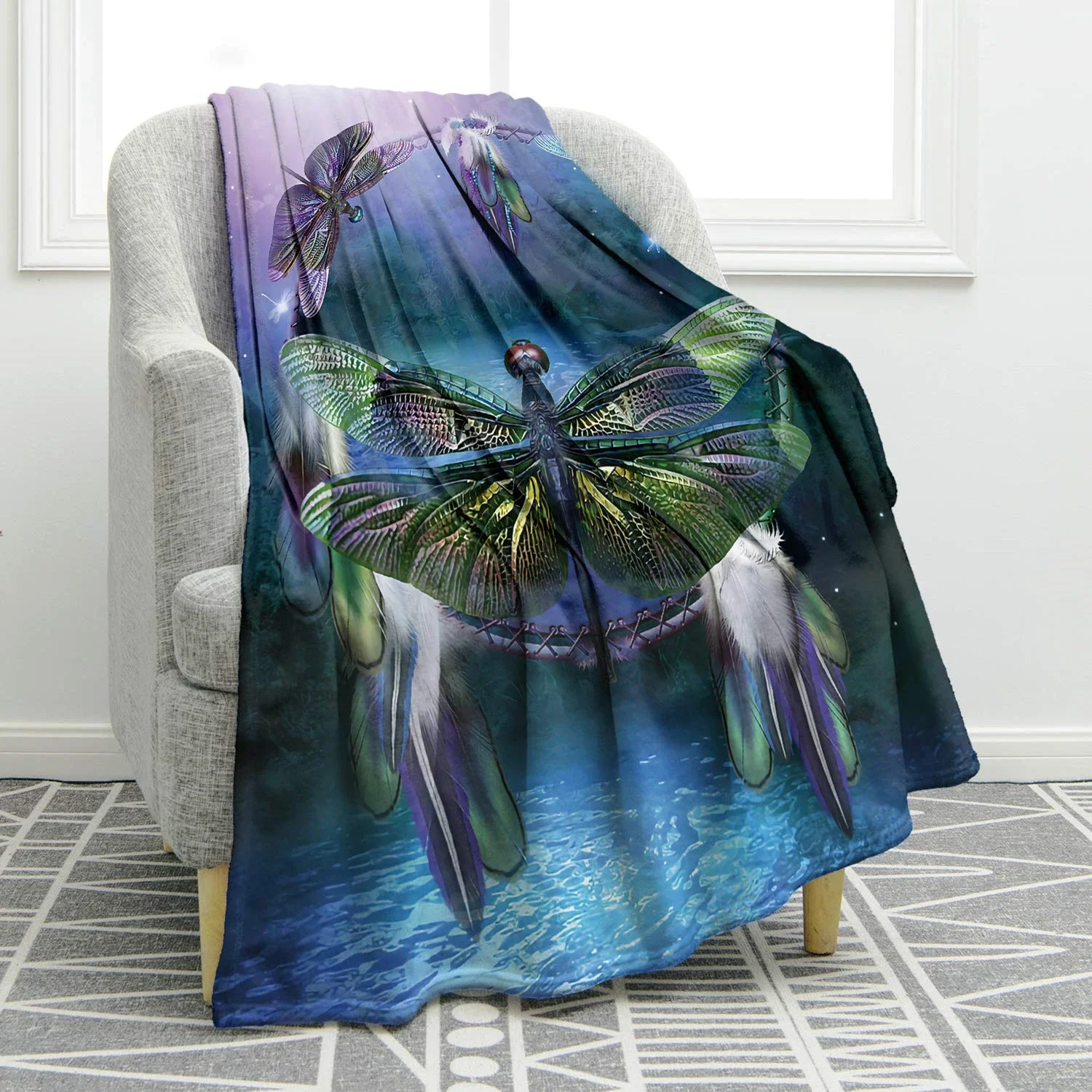 Dreamcatcher Blanket Feather Print Throw Blanket Lightweight Soft Blanket Perfect for Couch Sofa Bed Travelling Camping Gifts