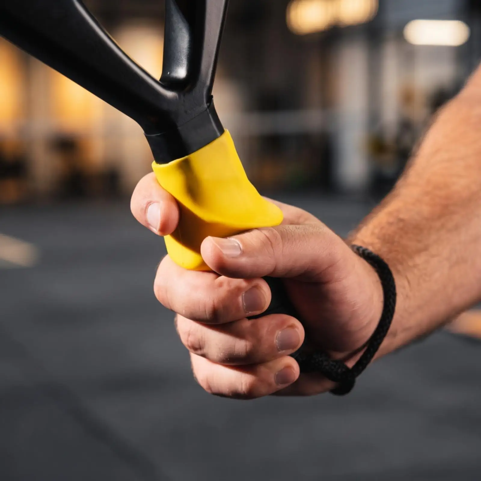 Racket Grip Training Sleeve with Raised Finger Guide for Tennis and Pickleball Warm Up Practice Aid