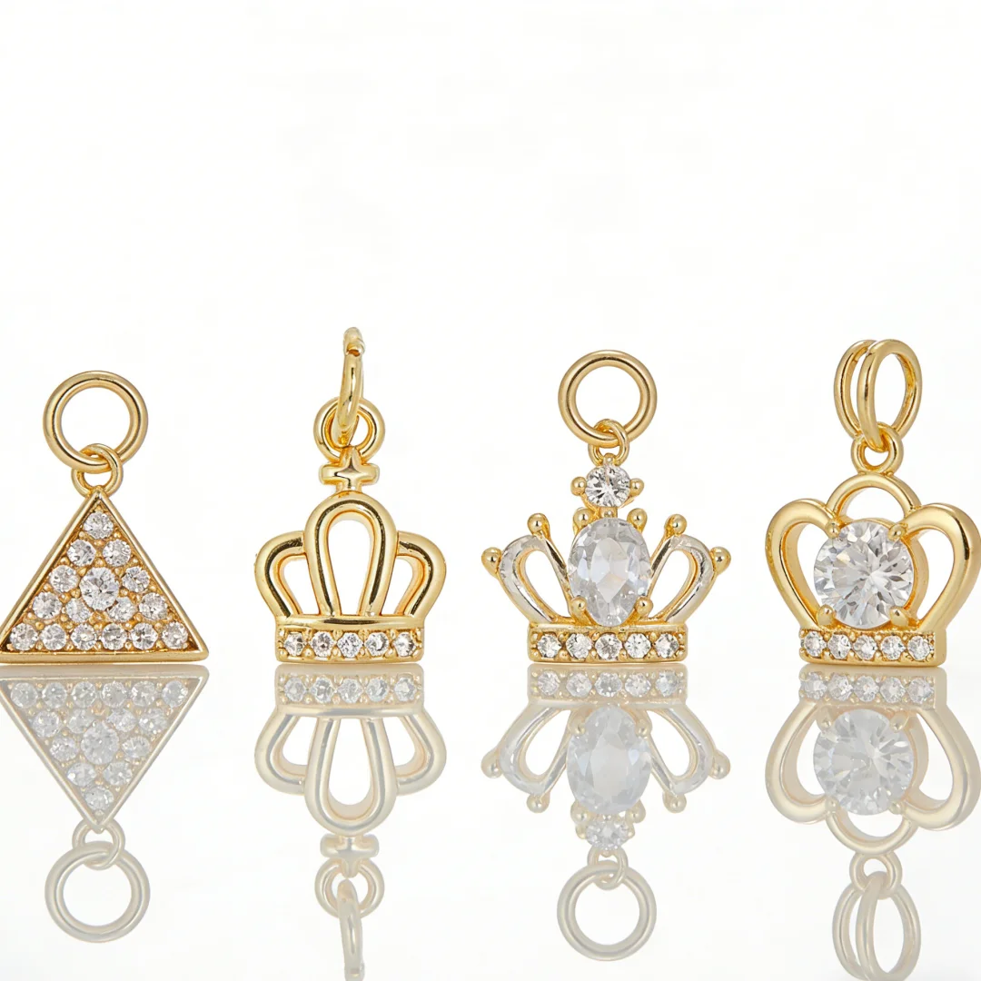 

15Pcs Pendant Brass Cubic Zircon Crown Shape Sparkling Charm Elegant Hollow Accessories Diy Jewelry for Necklace Bracelet Making