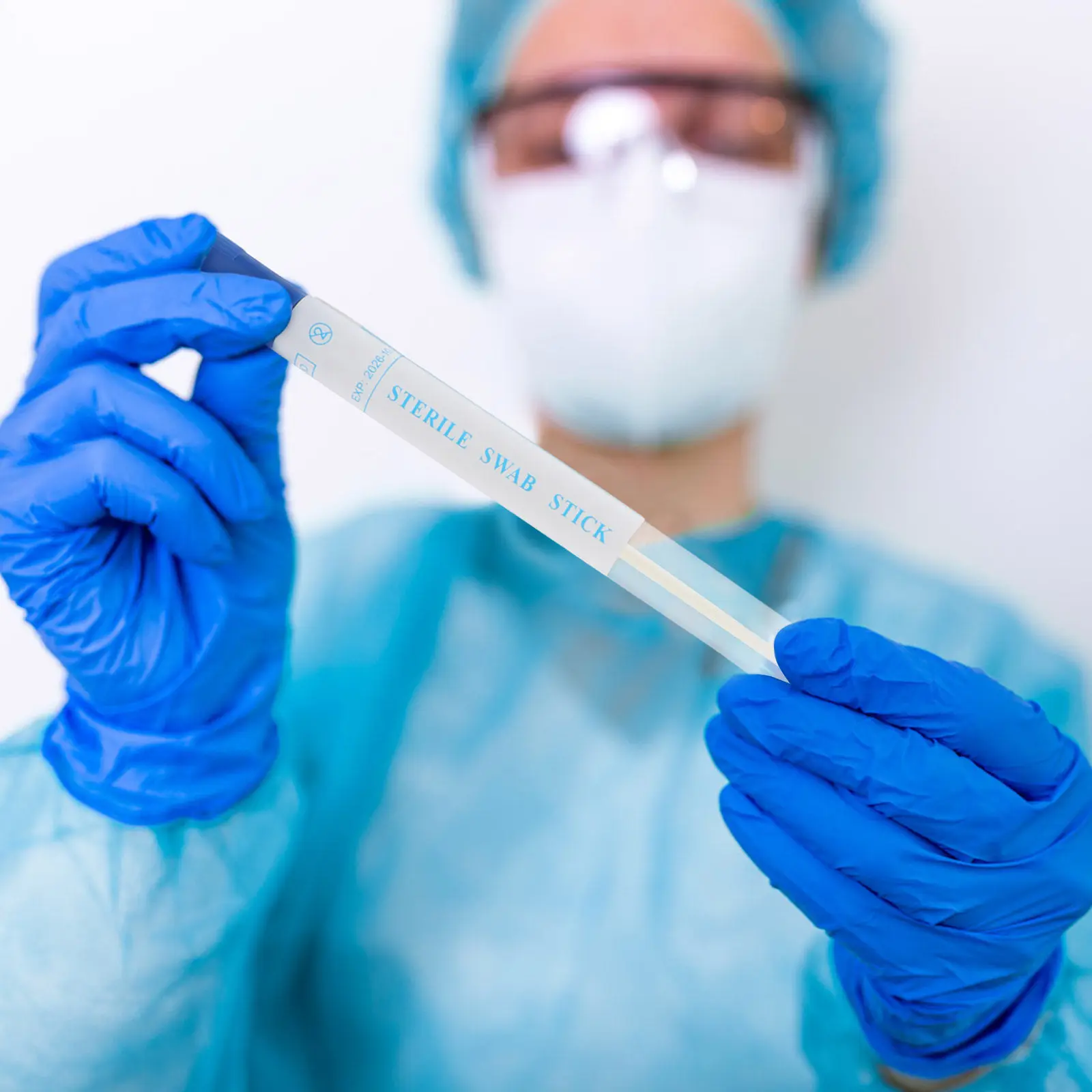 

Набор из 50 штук: Многофункциональные тампоны для взятия проб из горла, 8 см, разрывные, стерильные, одноразовые, с крышкой для тампона, случайный цвет.