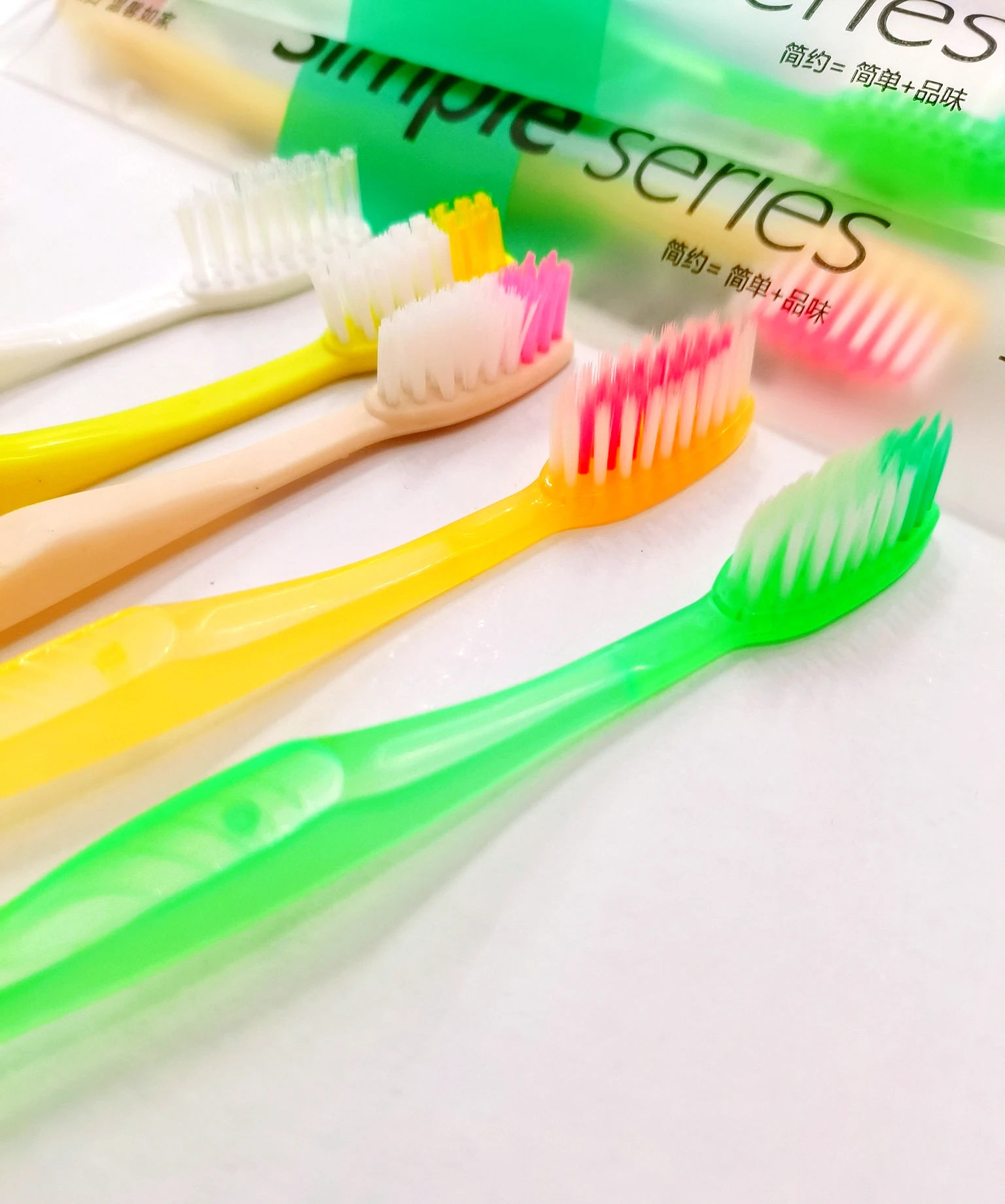 Portátil Toothbrush Kits, Creme Dental, 5 Cores para Escolha, Viagem, Camping, Caminhadas, Cuidados Dentes Portátil, Viagem, Transporte Rápido, Kongbei, 0,1 onça