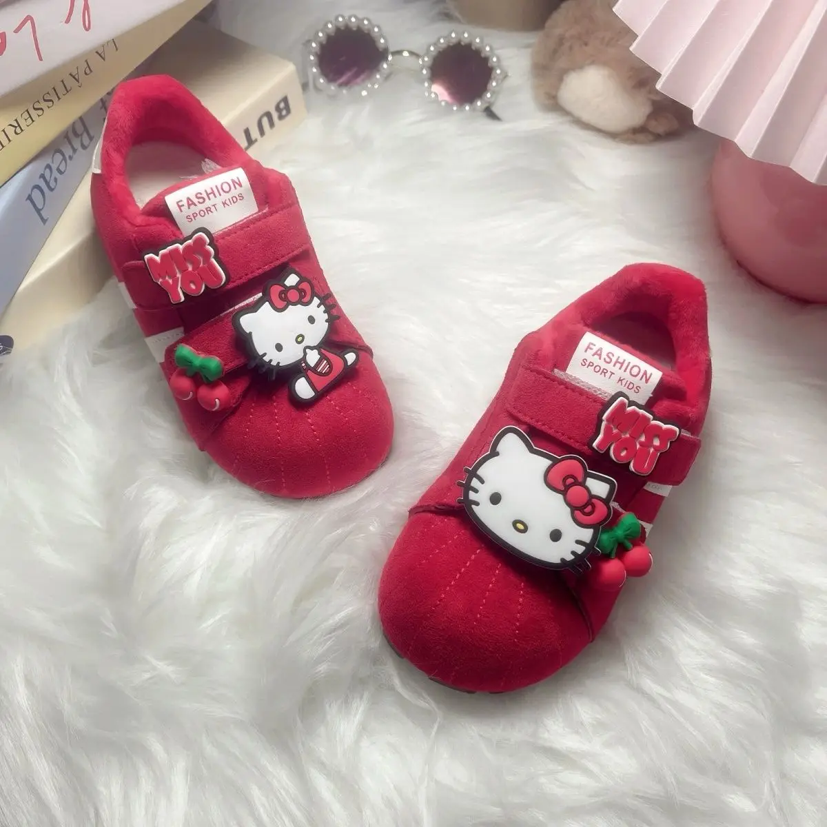 

Hello Kitty, осенне-зимняя детская спортивная обувь Sanrio, обувь для девочек на флисовой подкладке, новая теплая повседневная обувь, детские кроссовки