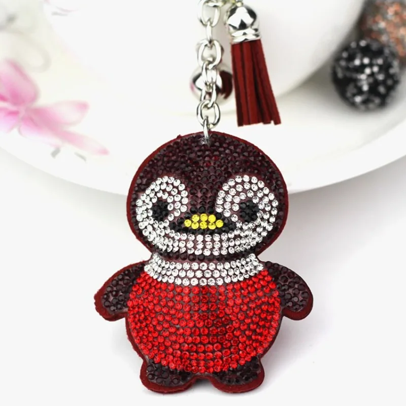 Cute Penguin Shape Crystal Keychain para mulheres, pingente de borla com chaveiro de metal, chaveiro acessórios, moda