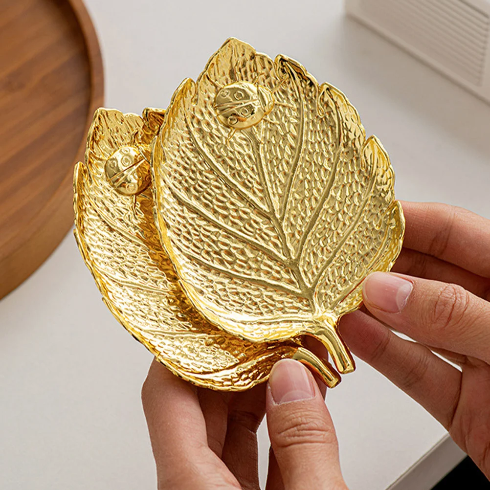 

Copper Metal Cup Holder Leaf Shaped Coaster Nonslip Base for Cups Bottles Table Decoration Ladybird Metal Leaf Coaster