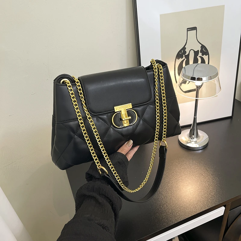 

High-Quality Women's Handbag Leather Crossbody Bag Shoulder Messenger Tote In Elegant Style For Ladies Luxury Designer