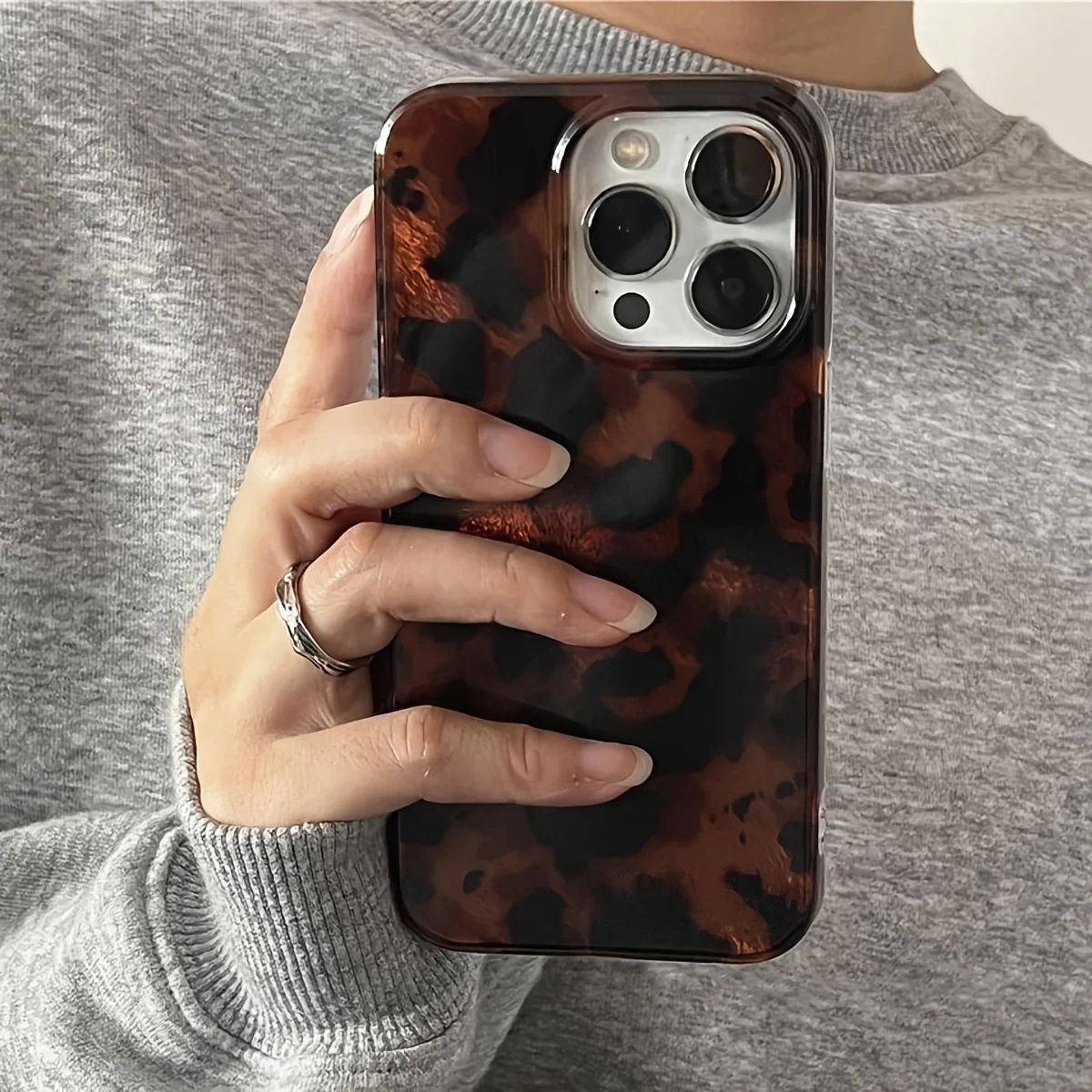 Retro Amber Texture Laser Phone Case For Iphone 16 15 14 13 12 11 Pro Max Stylish Leopard Print Shockproof Back Soft Cover Gift