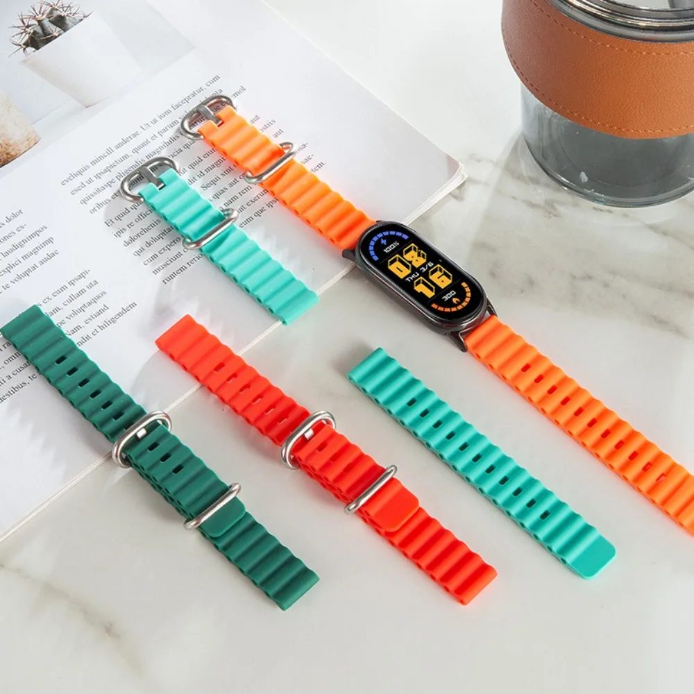 Accessori per cinturino morbido con fibbia ad ago di ricambio per cintura in silicone oceano regolabile per Xiaomi Mi Band 8