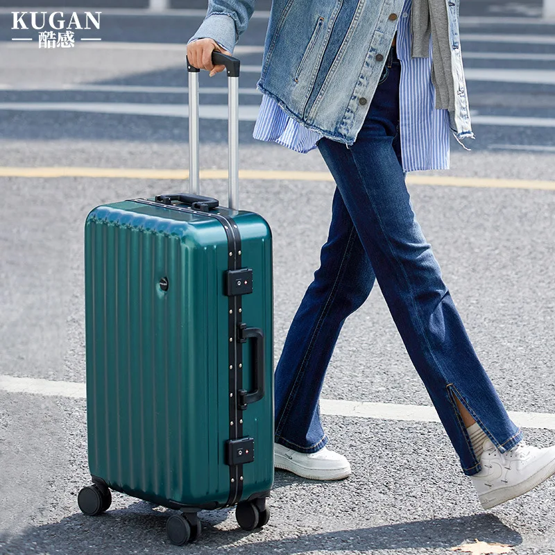 New Cool Luggage, New Aluminum Frame Trolley Case, 20-inch Combination Lock, 24-inch Suitcase