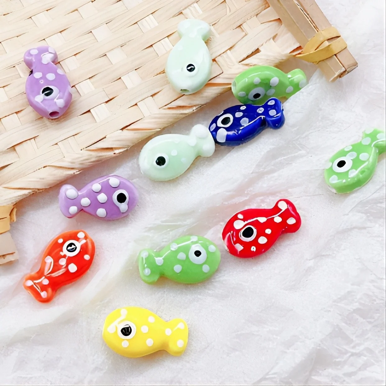 10pcs Fish-shaped Beads Ceramic Fashionable design of spacer beads, handcrafted diy making of bracelets, necklaces, accessories