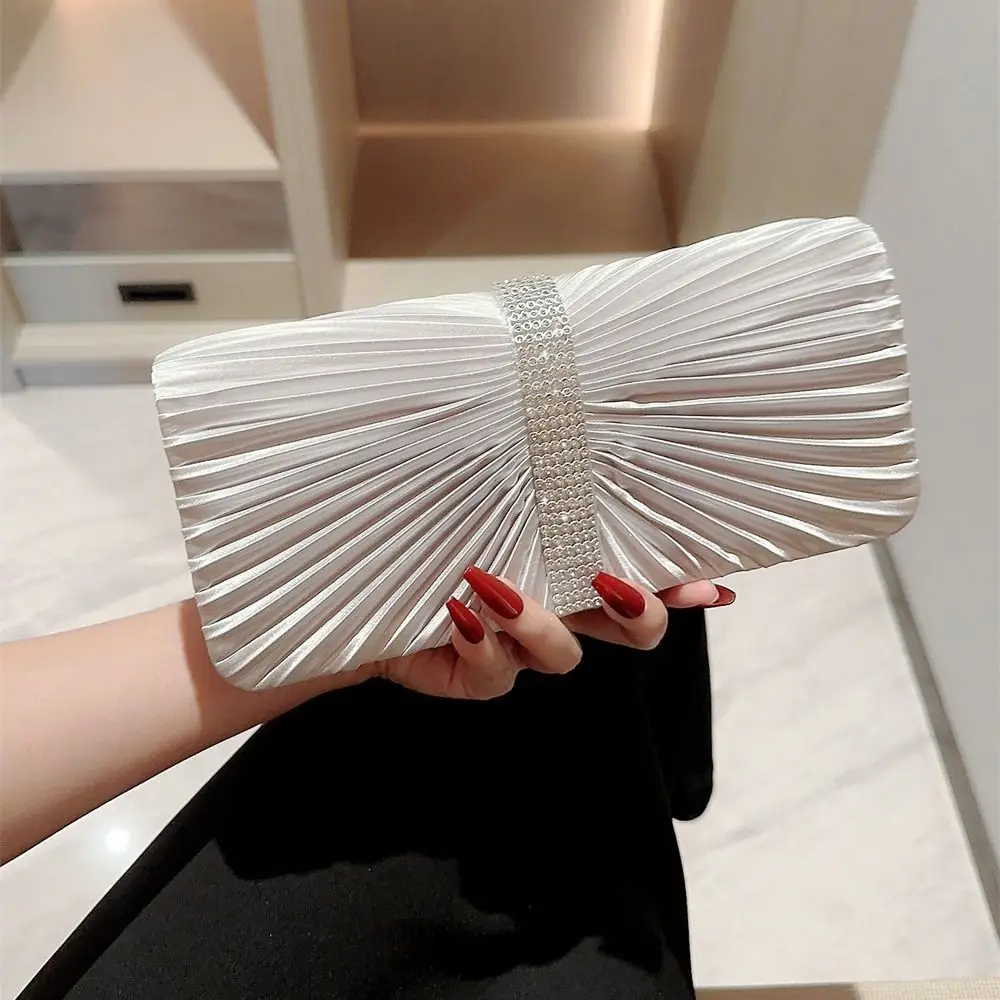 Fashion Ladies Silver Luxury Satin Clutches Evening Bags Sequins Banquet Clutch Bag Wedding Party Purse Womens Chain Bags