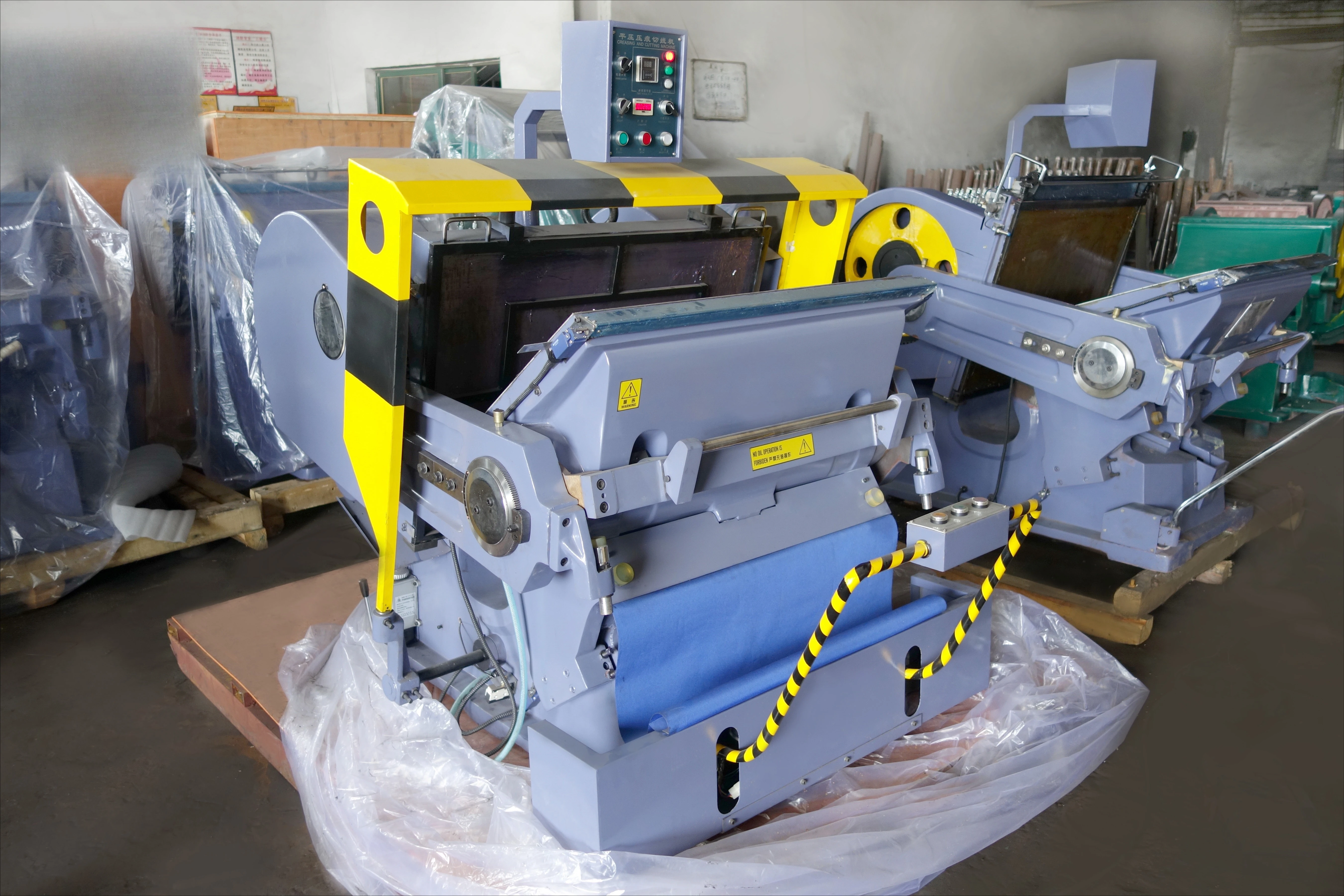 Afbeelding 4: ML-750 Papier Stans- en Vouwmachine