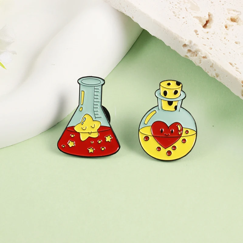 Creative Chemistry Tube Enamel Pins Cute Love Science Experiment badge Punk Costume Accessories Jewelry Gift Cute Lapel Brooch