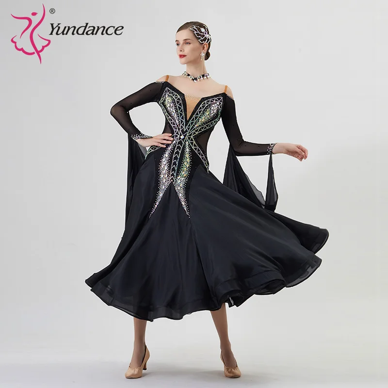 B-22203 Aangepaste nieuwe internationale standaard ballroomdansjurk Hoge kwaliteit parelzijde ballroomdansjurken te koop