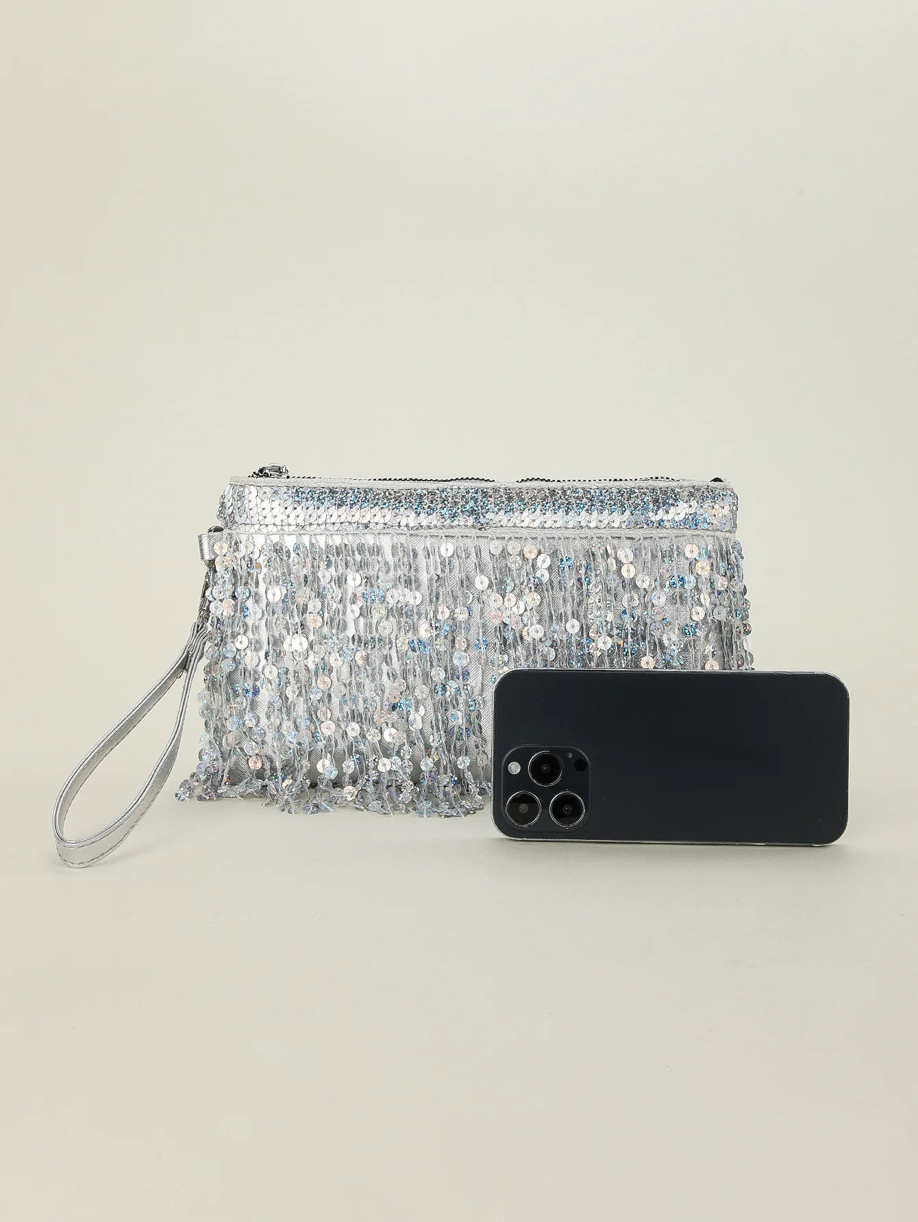 New Retro Luxury Sequins Hand Bag Taking Late Package Clutch Bag Tassel Sparkling Dazzling Sequins Clutch Bags Purse Bag 2023